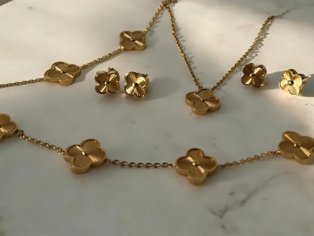 <h2><strong>Golden Bloom Set</strong></h2>